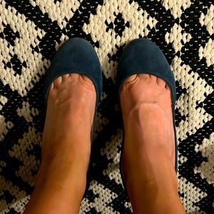 Love these round point pump. 🩵🩵🩵